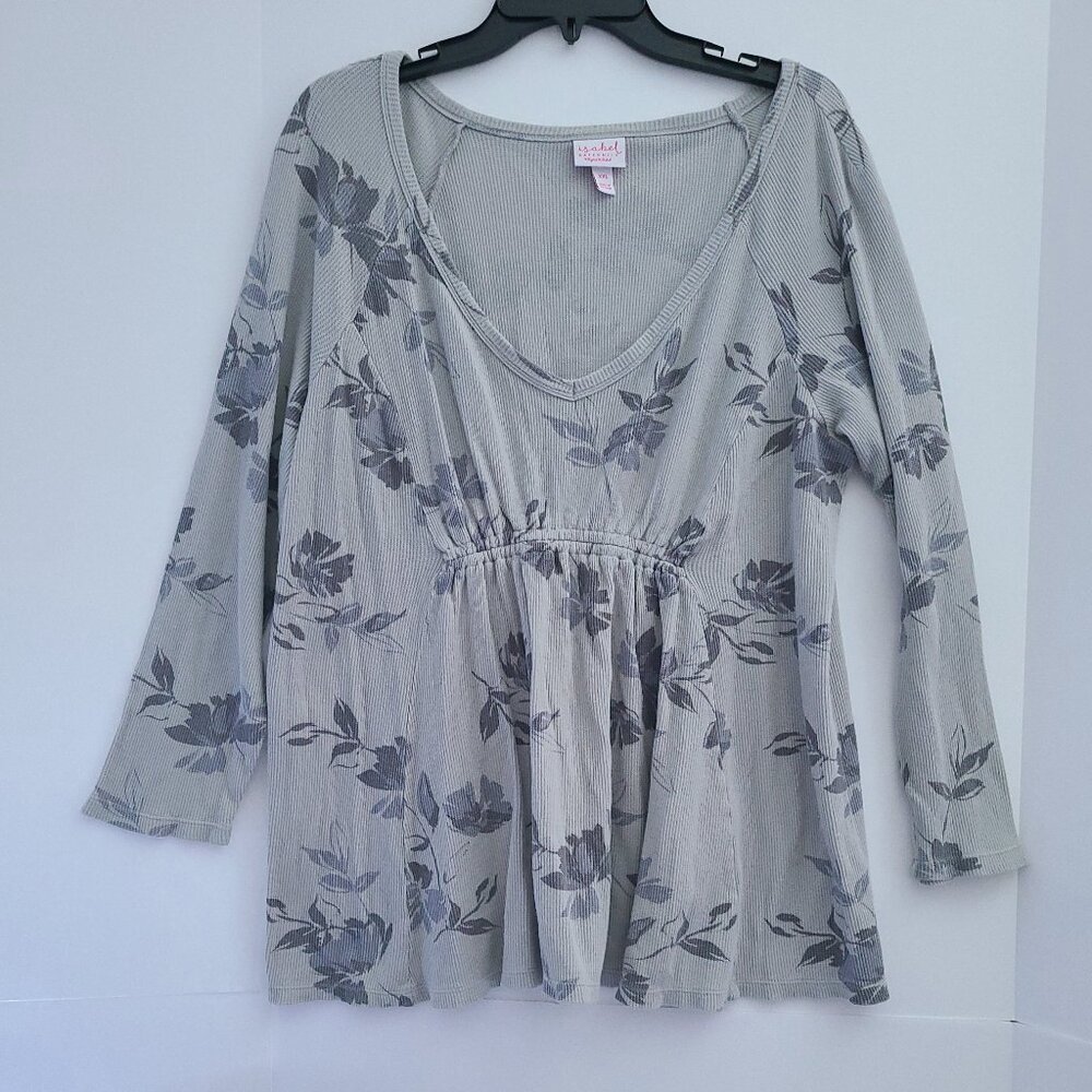 ISABEL" MATERNITY" FLORAL SMOCKED WAFFLE KNIT TOP | GRAY | LONG SLEEVE |SIZE XXL